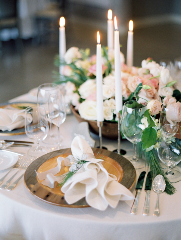 Lynn Lee Weddings at Le Belvedere with Full Bloom Floral Design and AMBphoto